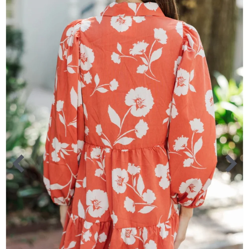 Floral Button-Up Dress in Orange and White - Picture 3 of 5